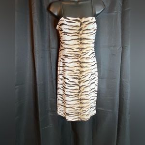 Forever 21 Animal print dress with liner. EUC! Size Large